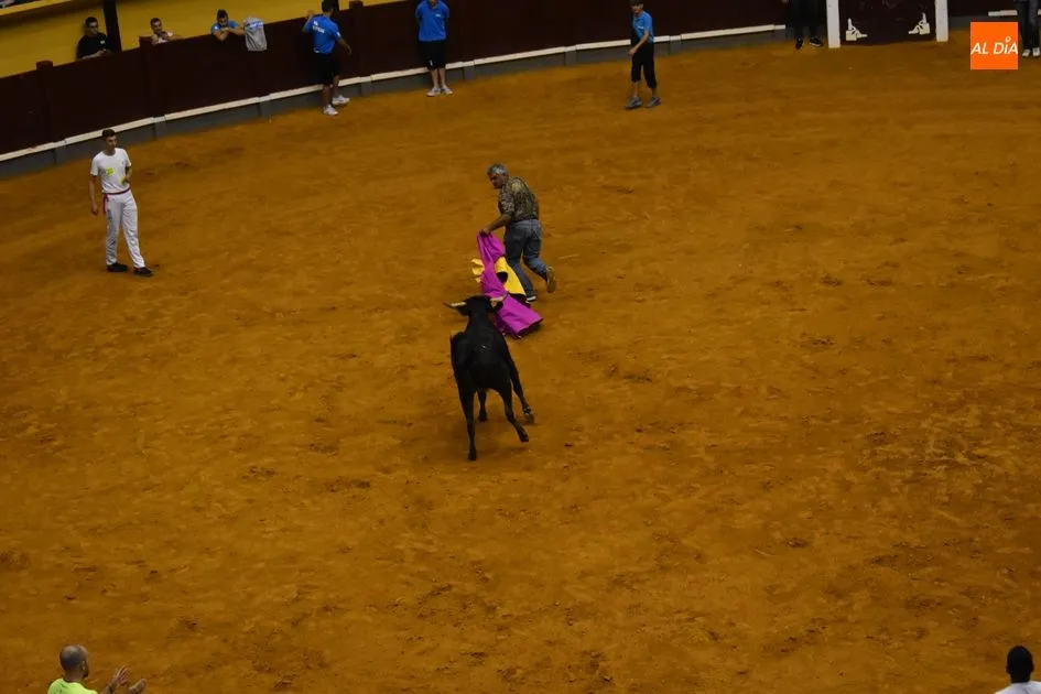 Foto 6 - Nuevo lleno en la Plaza de Toros con el encierro nocturno  