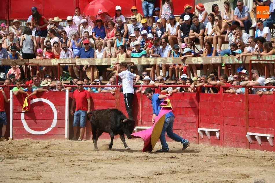 Foto 4 - Bonito y emocionante encierro de Adelaida Rodr&iacute;guez en Vilvestre  