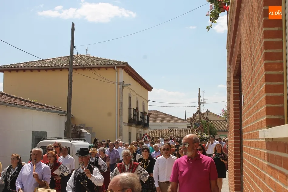 Foto 2 - Golpejas acompa&ntilde;a al patr&oacute;n San Bartolom&eacute; en su d&iacute;a grande&nbsp;