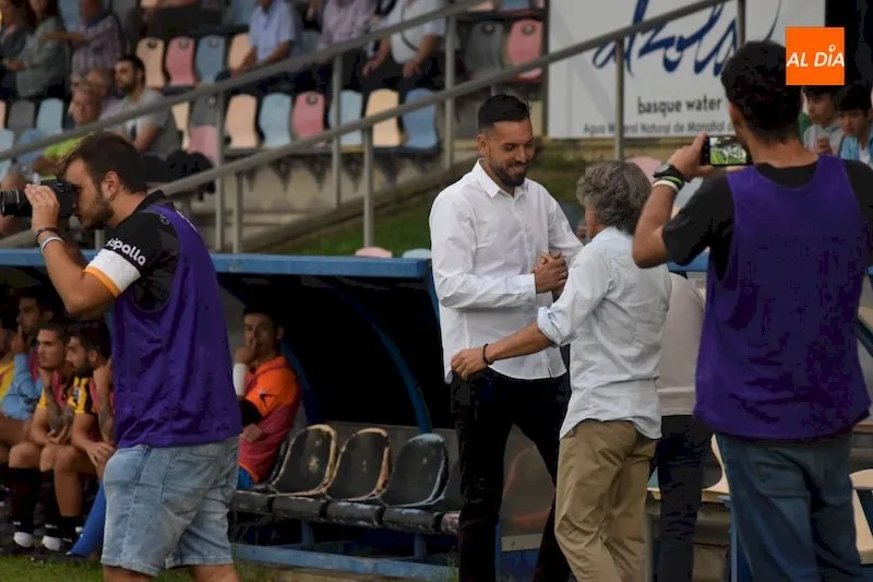 Foto 9 - Unionistas arranca la liga con mal pie en Barakaldo (2-1)