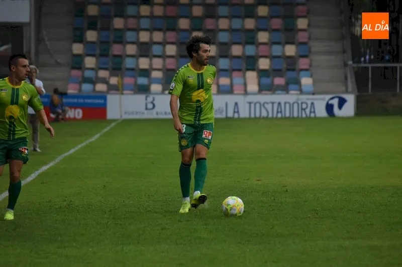 Foto 5 - Unionistas arranca la liga con mal pie en Barakaldo (2-1)