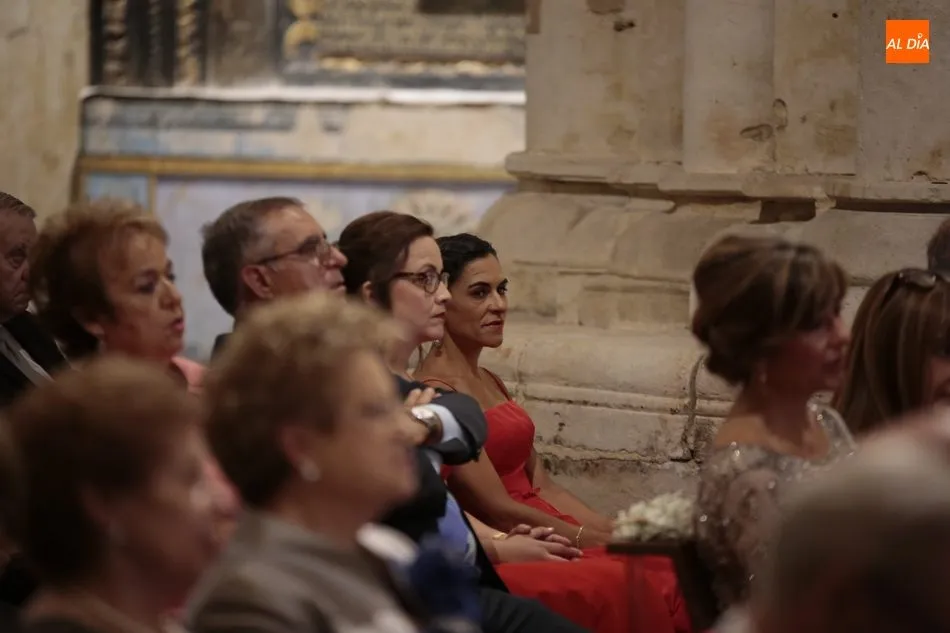 Foto 8 - Beatriz Crespo y Carlos G&oacute;mez contraen matrimonio en la catedral vieja de Salamanca&nbsp;  