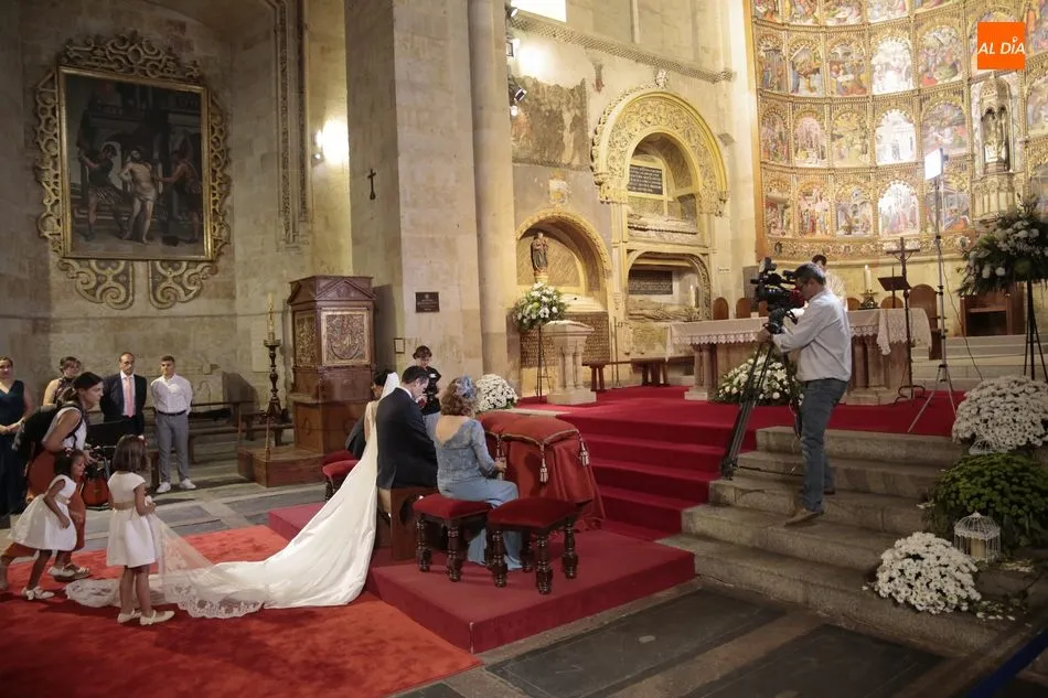 Foto 6 - Beatriz Crespo y Carlos G&oacute;mez contraen matrimonio en la catedral vieja de Salamanca&nbsp;  