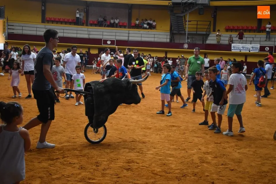 Foto 10 - Carretones y ni&ntilde;os abarrotan las calles de la villa  