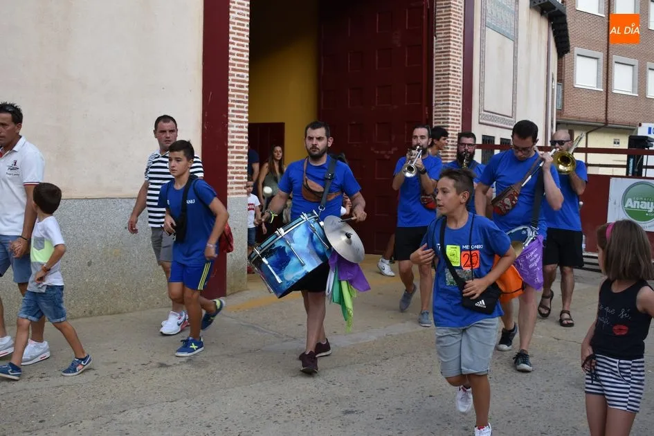 Foto 5 - Carretones y ni&ntilde;os abarrotan las calles de la villa  