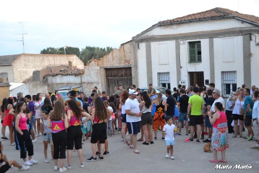 Foto 11 - Las pe&ntilde;as se hacen con el protagonismo en las fiestas de la patata