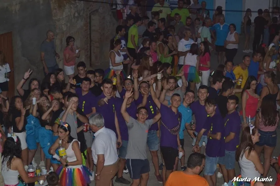 Foto 4 - Las pe&ntilde;as se hacen con el protagonismo en las fiestas de la patata