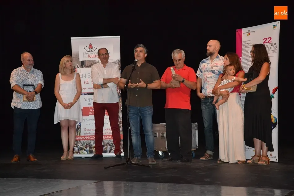 Foto 4 - El Seminario y Juan Carlos S&aacute;nchez reciben una sorpresa en la premiaci&oacute;n a los mejores de la...