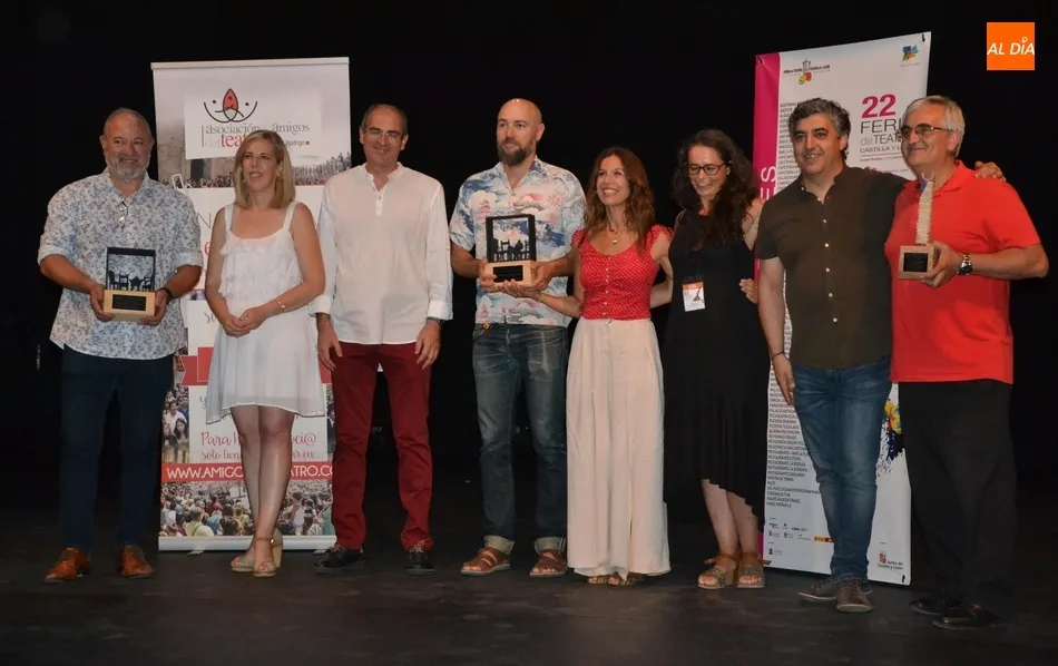 Foto 2 - El Seminario y Juan Carlos S&aacute;nchez reciben una sorpresa en la premiaci&oacute;n a los mejores de la...
