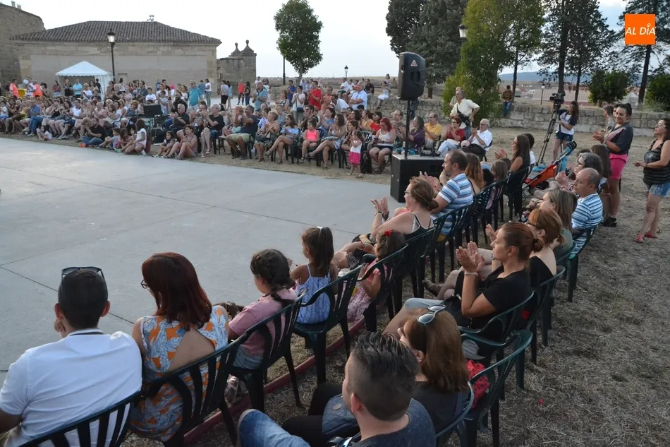 Foto 4 - El amor triunfa en las alturas en la performance de Radar 360&ordm;  
