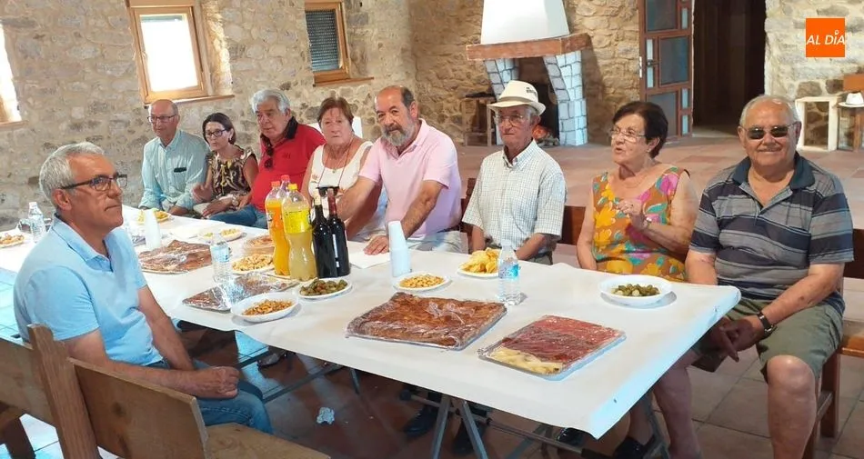 Foto 4 - El Ayuntamiento de Cip&eacute;rez homenajea a los mayores  