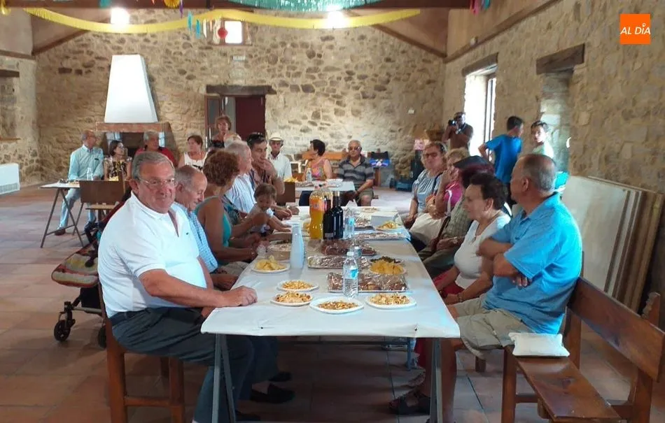 Foto 3 - El Ayuntamiento de Cip&eacute;rez homenajea a los mayores  