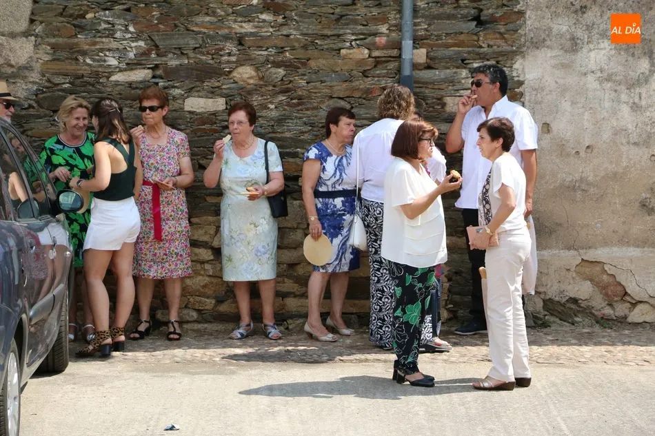 Foto 5 - Misa, procesi&oacute;n y convite para honrar a San Sebasti&aacute;n en Vilvestre  