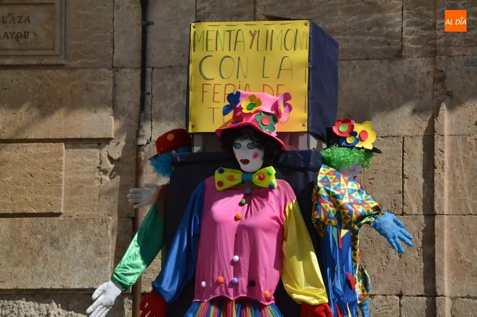 Foto 6 - D&iacute;as de Feria: Una cabina de lo m&aacute;s teatral  