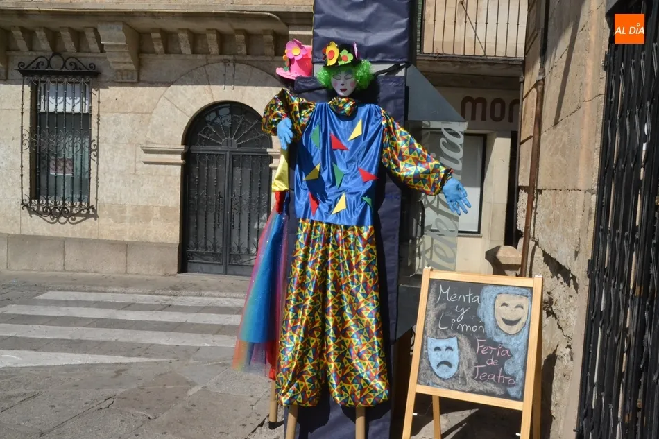 Foto 5 - D&iacute;as de Feria: Una cabina de lo m&aacute;s teatral  