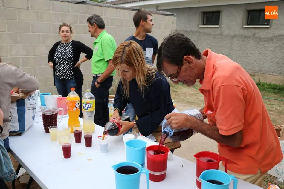 Foto 9 - En Villavieja cogen fuerzas con 1.400 raciones de carne de novillo  
