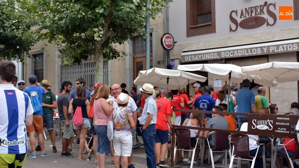 Foto 4 - Gran expectaci&oacute;n en el segundo encierro a caballo de las Fiestas de Lumbrales