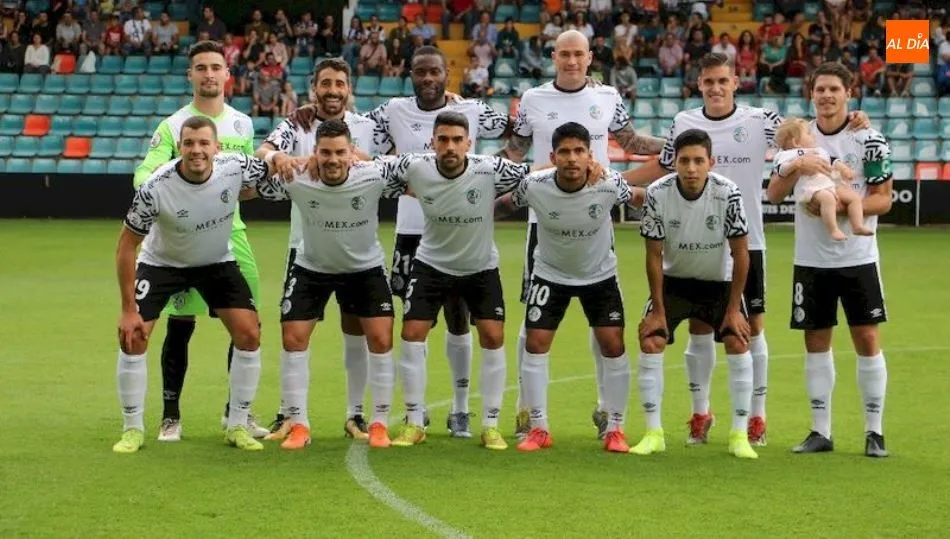 Primer once del Salamanca UDS en la temporada 2019-20 con 8 españoles y 3 mexicanos. Foto de Kiko Robles