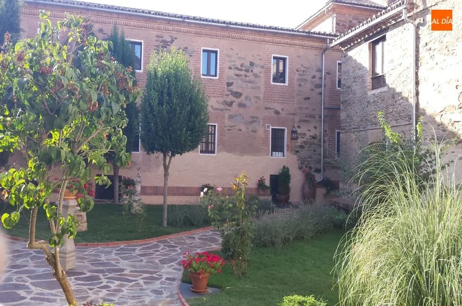 Jardín conventual del Convento de San Juan de la Cruz