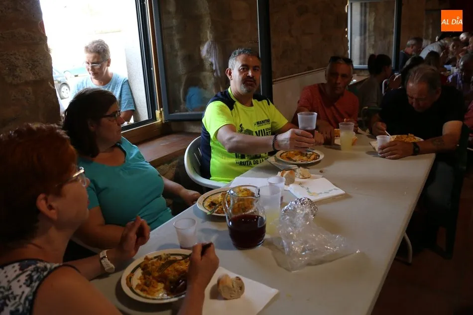 Foto 11 - En Cip&eacute;rez dicen adi&oacute;s a las fiestas con una paella de 800 raciones  