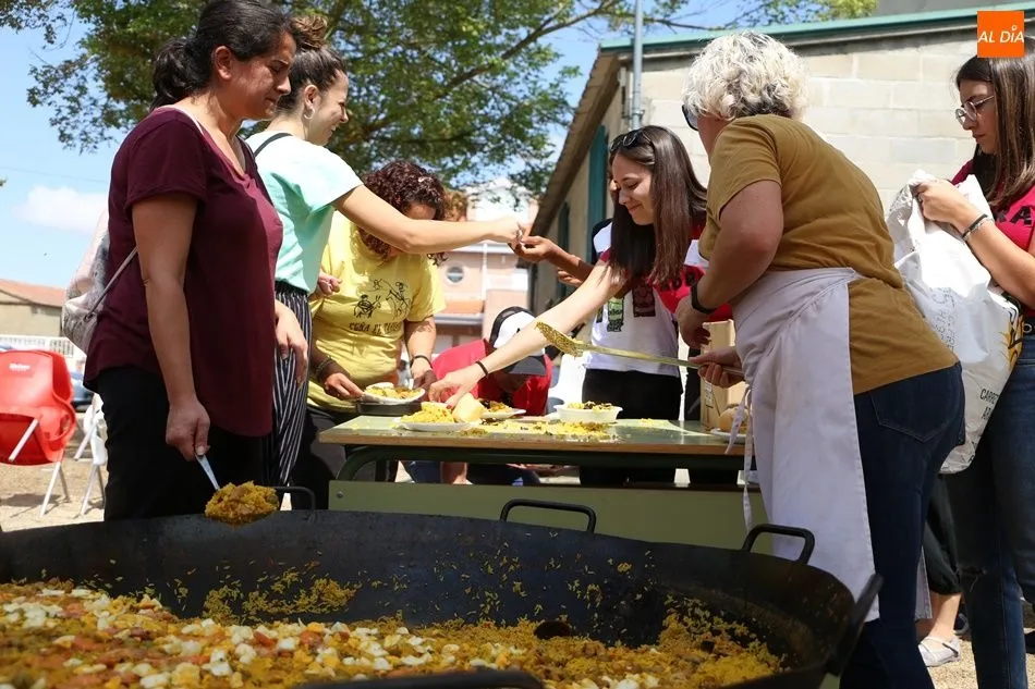 Foto 9 - La paella pone el punto final a las fiestas de Huerta