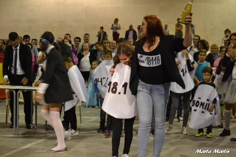 Foto 3 - Arabayona concluye sus fiestas con un re&ntilde;id&iacute;simo concurso de disfraces  