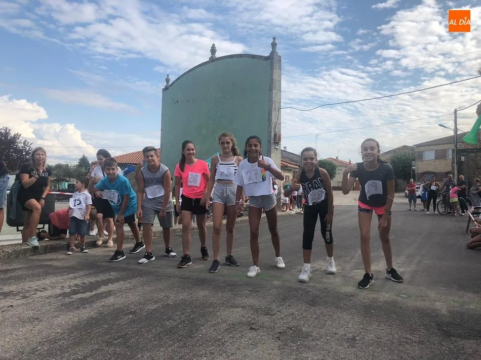 Foto 4 - Los vecinos de Encinasola de los Comendadores &lsquo;se ponen en marcha&rsquo;  