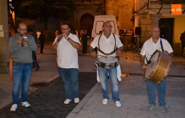 Foto 3 - La degustaci&oacute;n de la carne de novillo termina &lsquo;a bocados&rsquo; con unas intensas Ferias y Fiestas