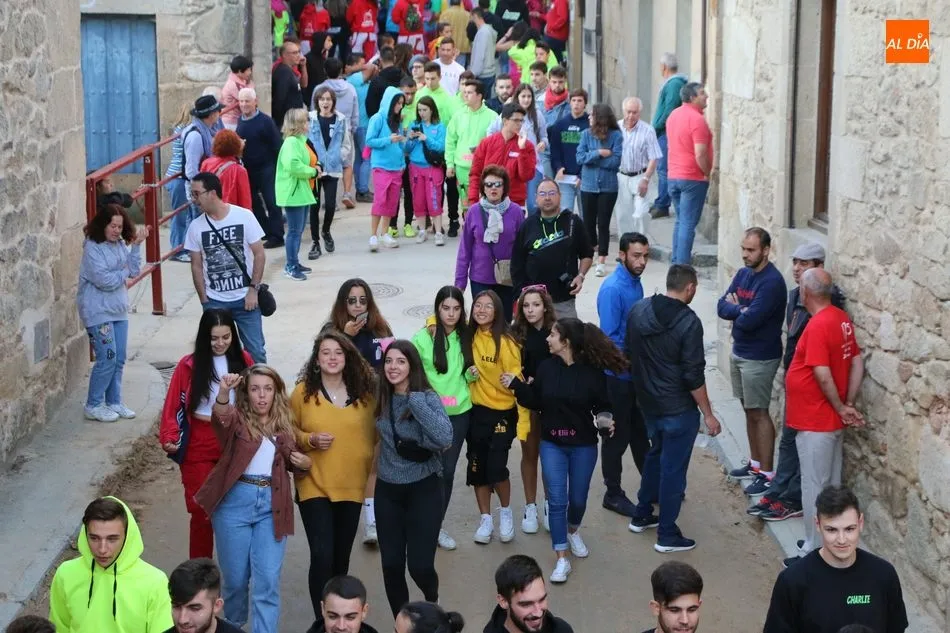 Foto 8 - Emocionante encierro de Domingo L&oacute;pez Chaves en Aldead&aacute;vila de la Ribera  