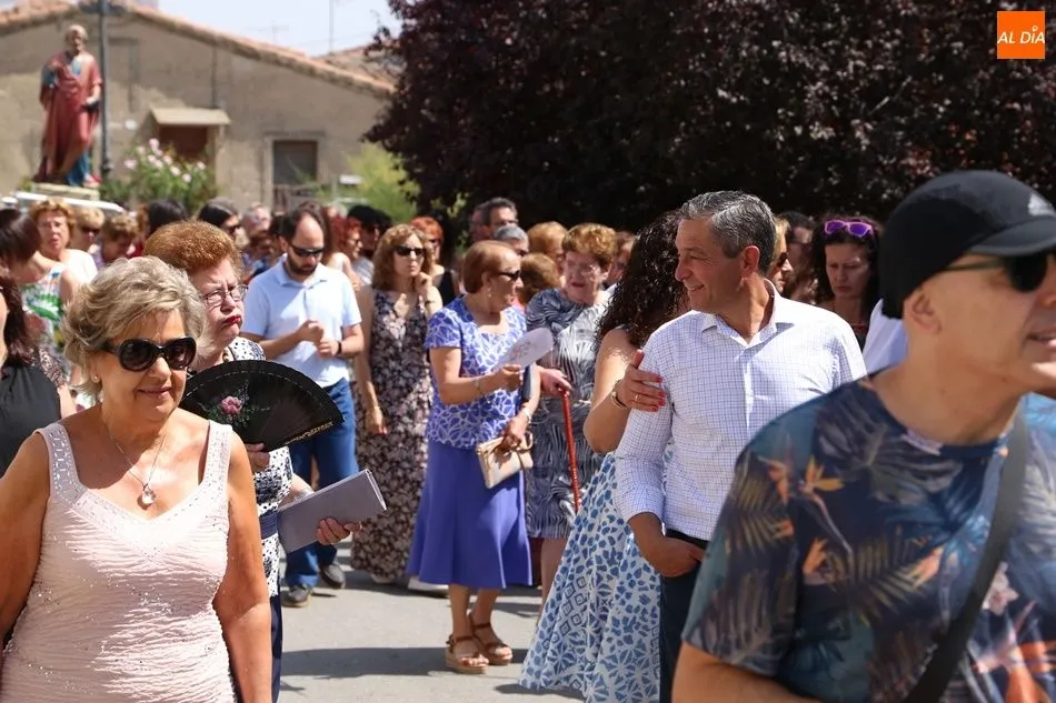 Foto 10 - Honores a San Pedro a ritmo de jota en El Pedroso de la Armu&ntilde;a