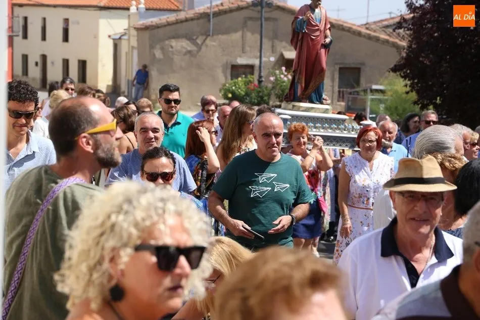 Foto 5 - Honores a San Pedro a ritmo de jota en El Pedroso de la Armu&ntilde;a
