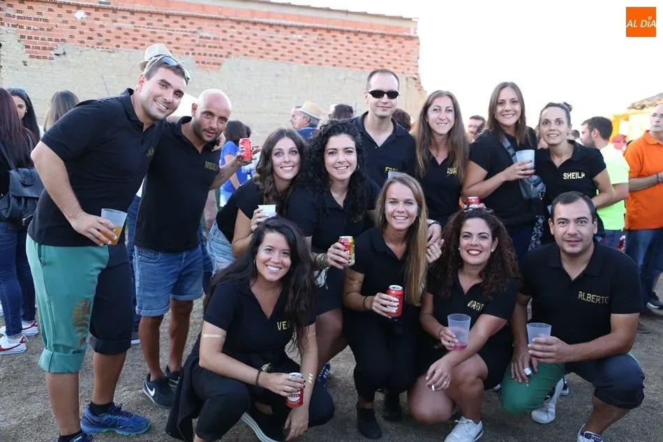 Foto 6 - Las pe&ntilde;as de Villaflores muestran su faceta culinaria en el inicio de las fiestas