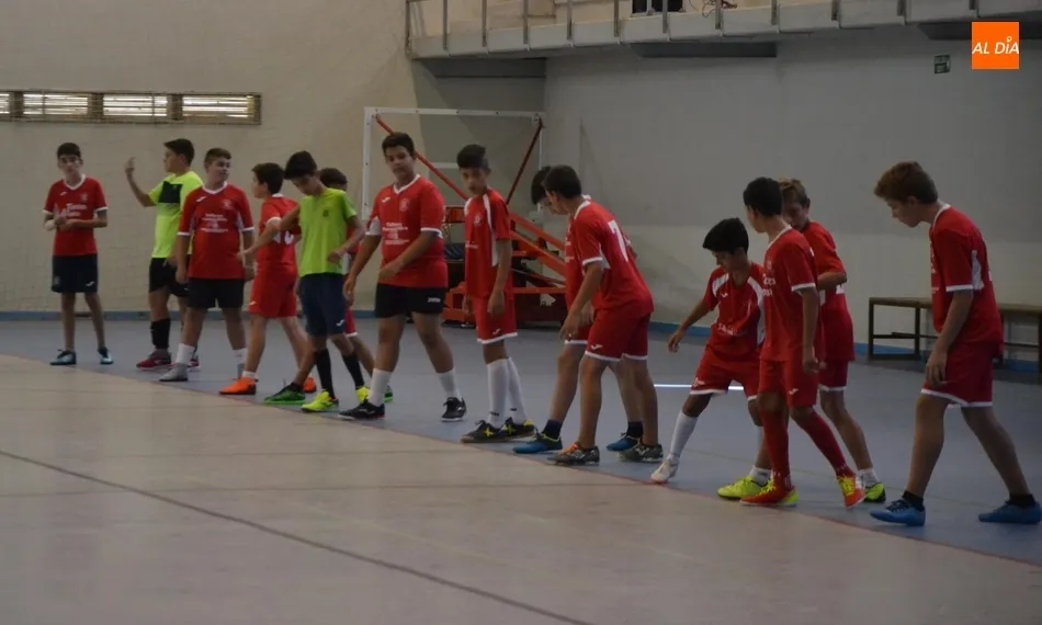 Foto 5 - Los conjuntos Senior e Infantil del III Columnas arrancan la nueva temporada  