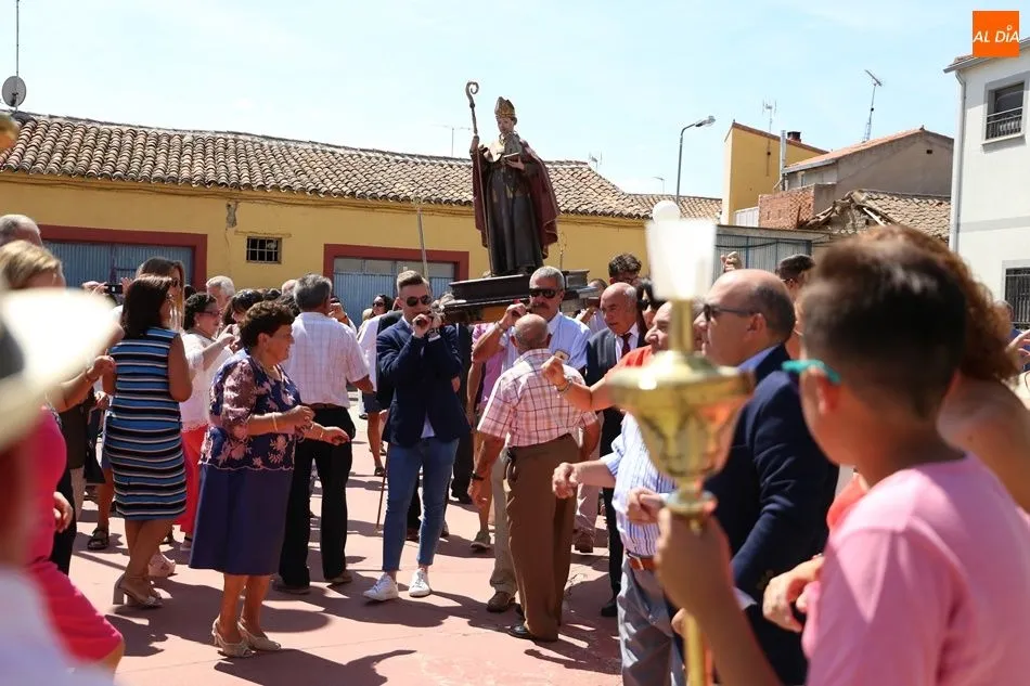 Foto 6 - Bailes sin descanso en honor a San Agust&iacute;n en Villaflores