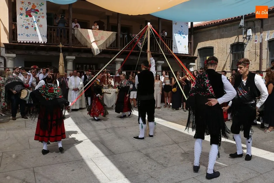 Foto 5 - San Agust&iacute;n recibe un sentido homenaje en Santiba&ntilde;ez de la Sierra