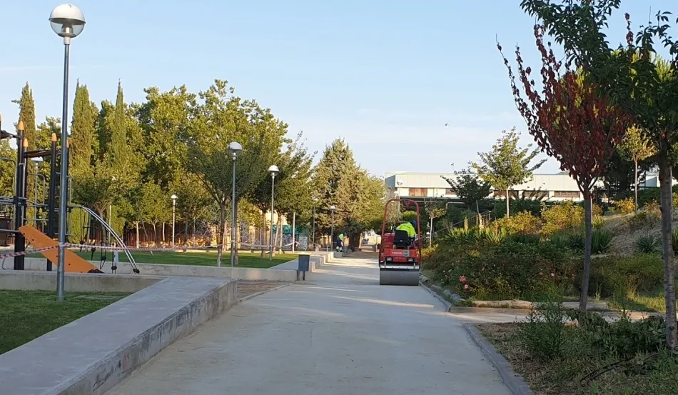 Mejoras en los paseos de la zona ajardinada del parque Würzburg