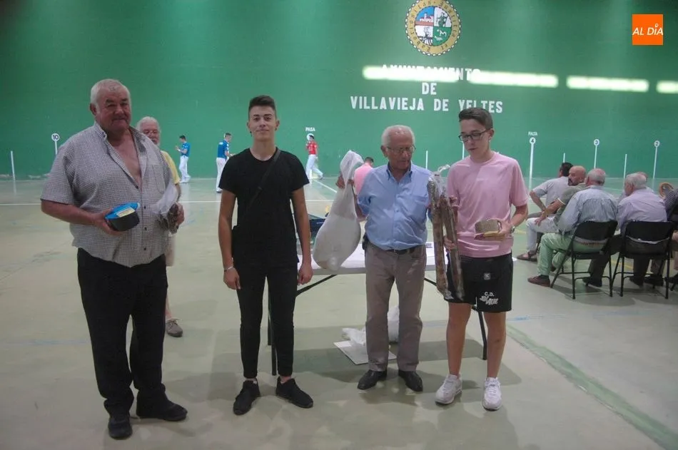 Foto 4 - La pelota a mano se hace hueco en las fiestas de Villavieja de Yeltes  