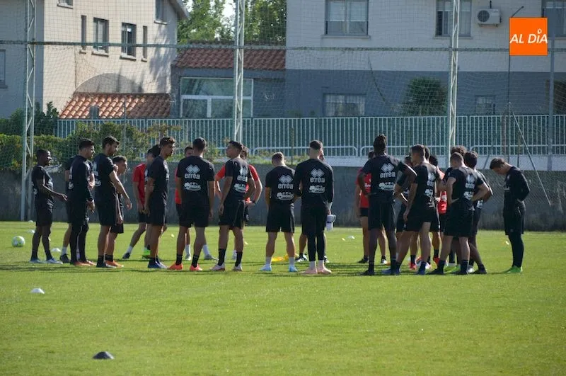 Foto 8 - Unionistas ultima la preparaci&oacute;n antes de la llegada de Xabi Alonso