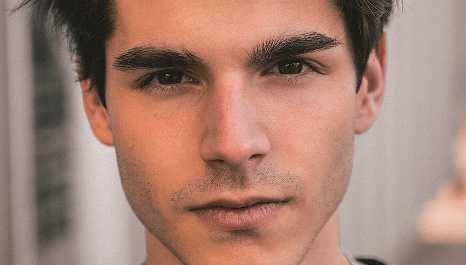 La entidad financiera ha contado con Álvaro Mel en una pieza creativa dirigida principalmente al público joven