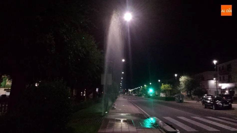 1Foto: Un ‘géiser’ en plena Avenida de Salamanca  