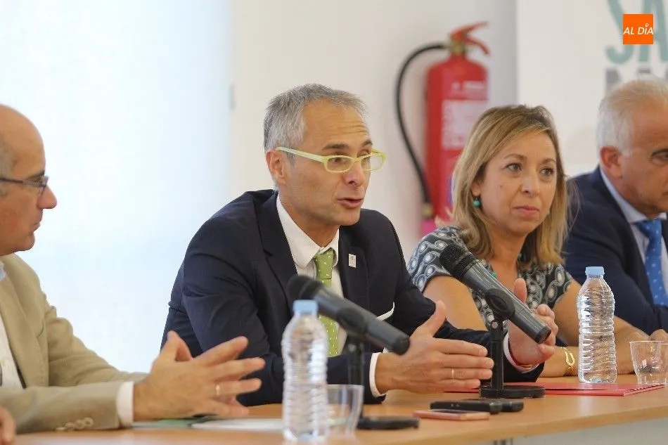 Foto 10 - Apuesta firme de La Salina por la investigaci&oacute;n para "crear valor en el sector primario"