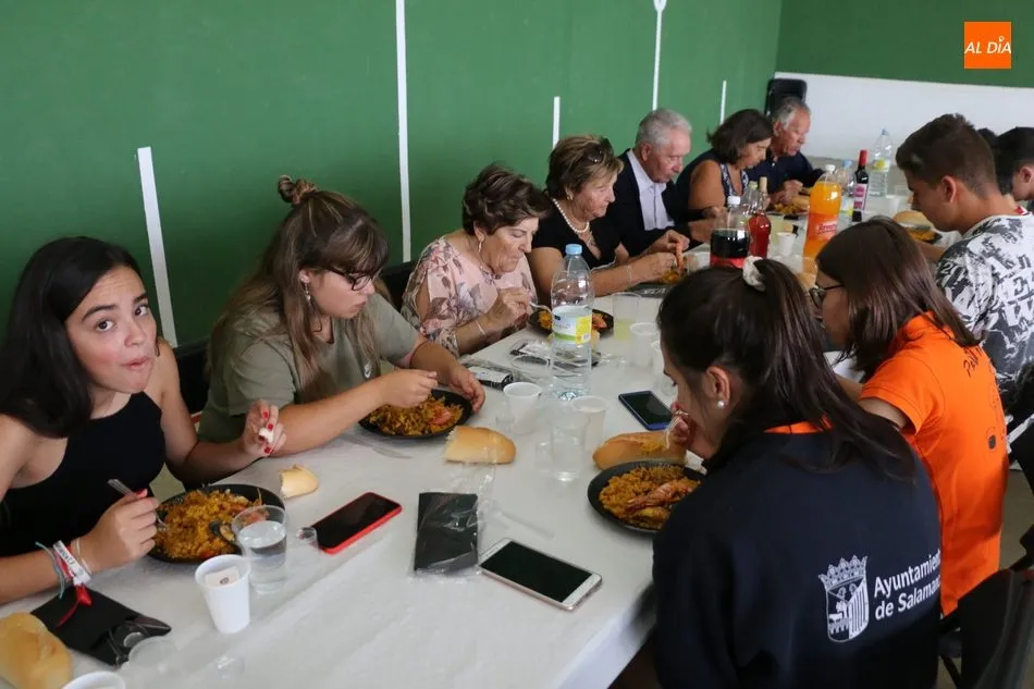 Foto 9 - En Villaseco de los Reyes dicen adi&oacute;s a las fiestas con un contundente men&uacute;  