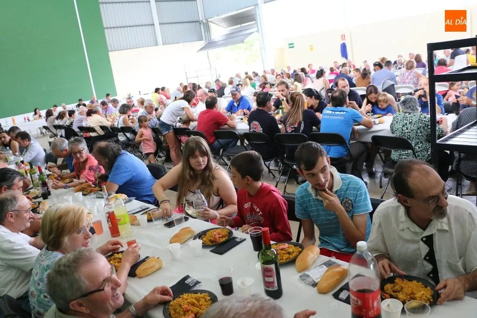 Foto 5 - En Villaseco de los Reyes dicen adi&oacute;s a las fiestas con un contundente men&uacute;  