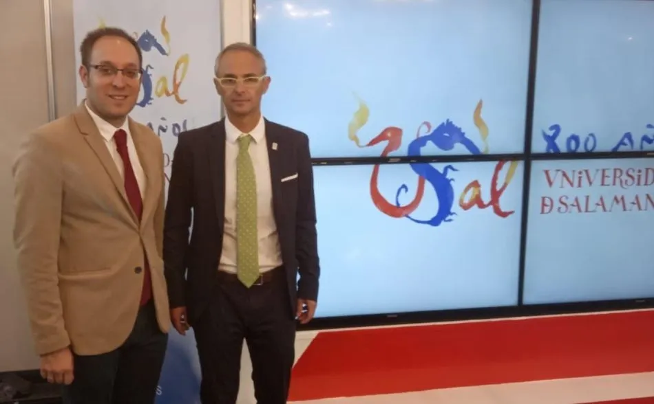 Marcos Iglesias mantiene una reunión con el rector de la Universidad de Salamanca  