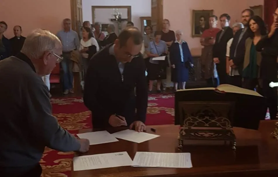 Foto 4 - El relevo en los principales cargos de la Di&oacute;cesis se hace efectivo con la toma de posesi&oacute;n  
