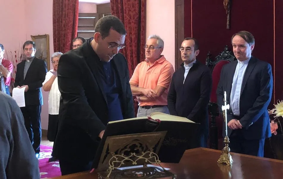 Foto 8 - El relevo en los principales cargos de la Di&oacute;cesis se hace efectivo con la toma de posesi&oacute;n  