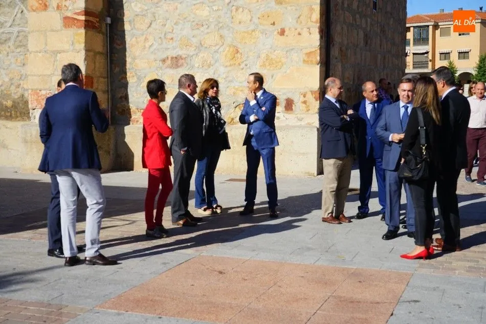 Foto 11 - Inaugurada la nueva l&iacute;nea de bus urbano entre Salamanca y Carbajosa