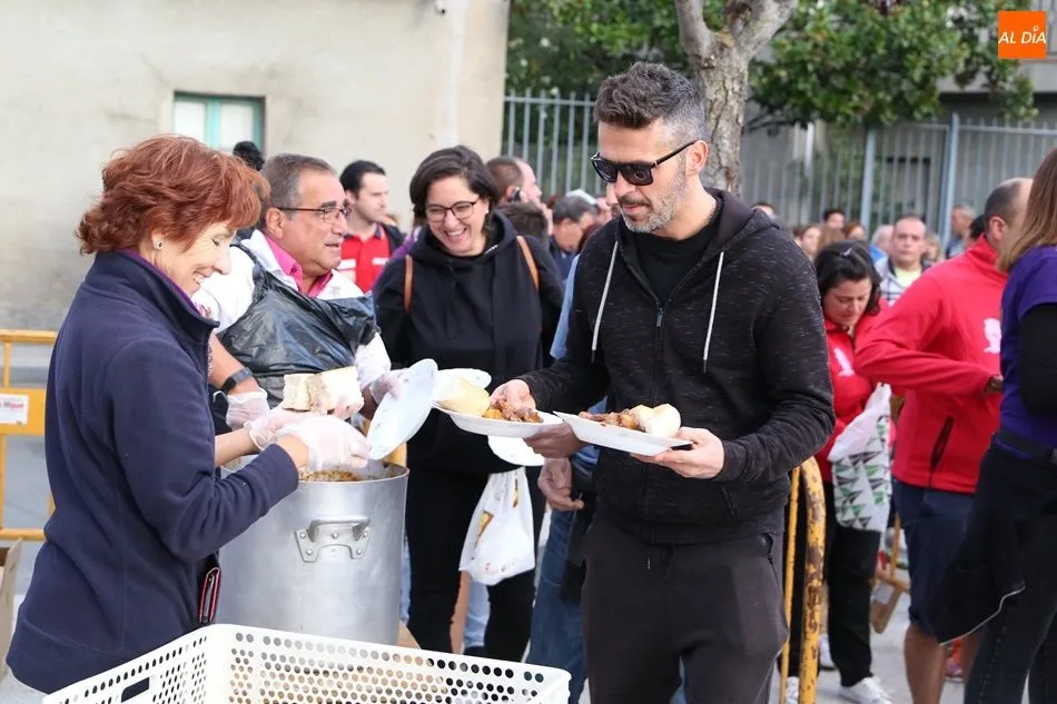 Foto 10 - Cultura y merienda de la vaca para decir adi&oacute;s a las fiestas de Villoria