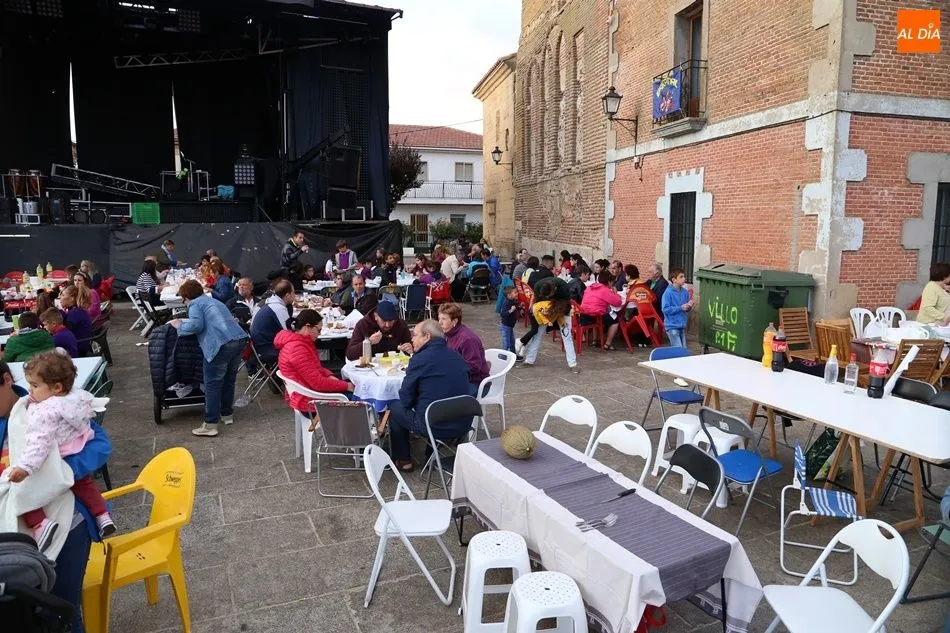 Foto 5 - Cultura y merienda de la vaca para decir adi&oacute;s a las fiestas de Villoria