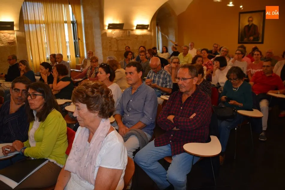 Foto 2 - La UPSA acoge una mesa redonda con motivo del D&iacute;a Internacional para la Prevenci&oacute;n del Suicidio
